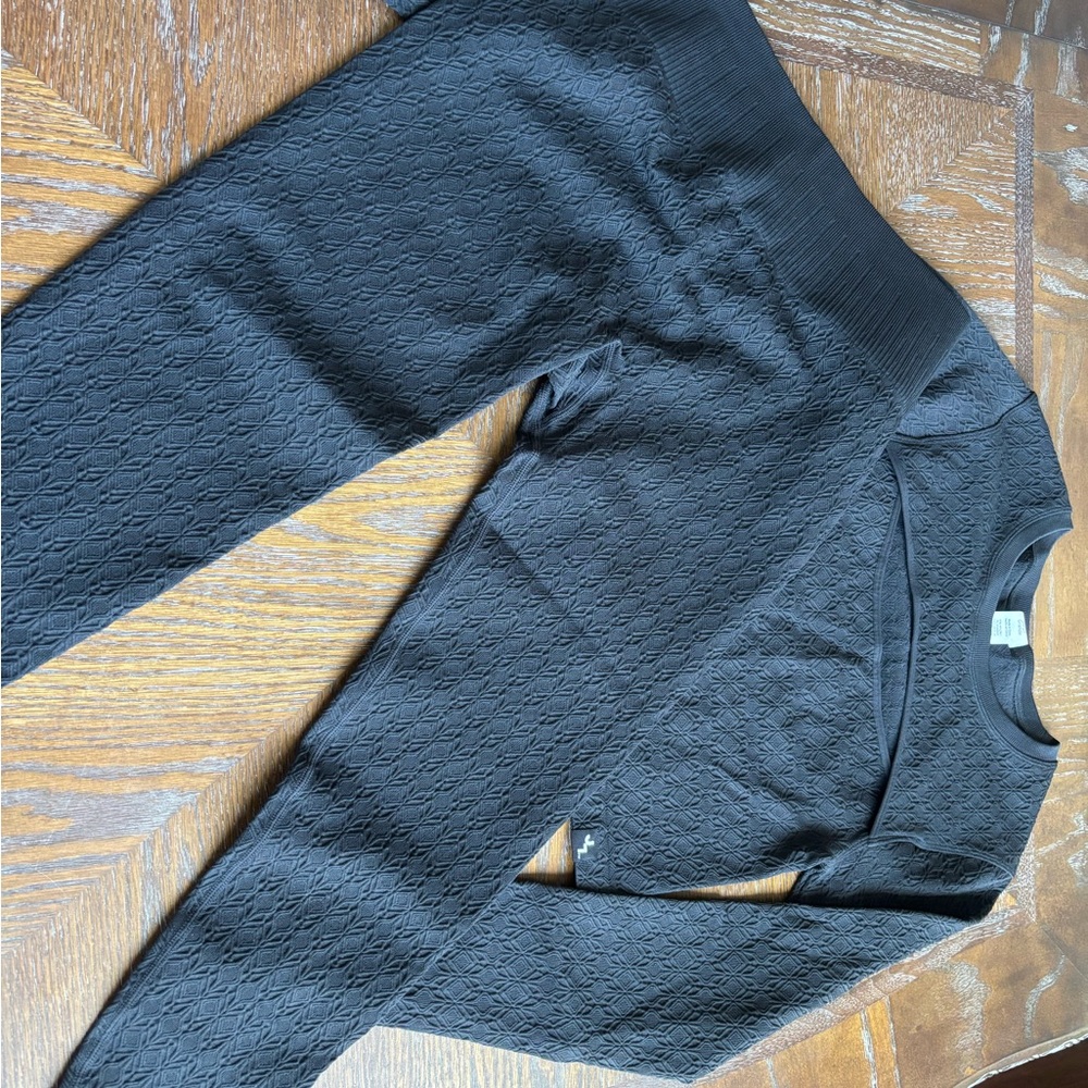 JoyLab Black Textured Crop Top & JoyLab Textured Leggings - Picture 2 of 6